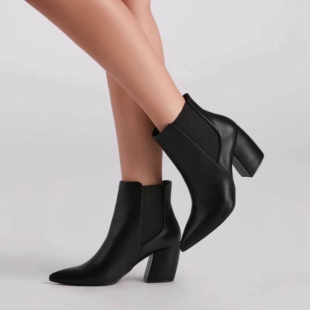 Steve Madden Black Ankle Boots